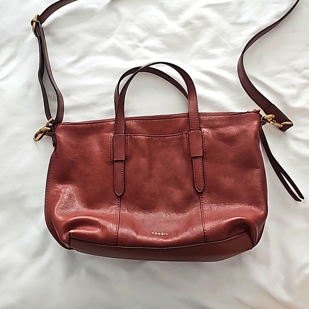 Leather Fossil crossbody purse